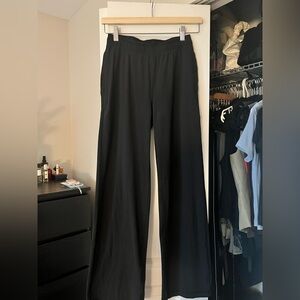 Aritzia Black Wide-Leg Pants